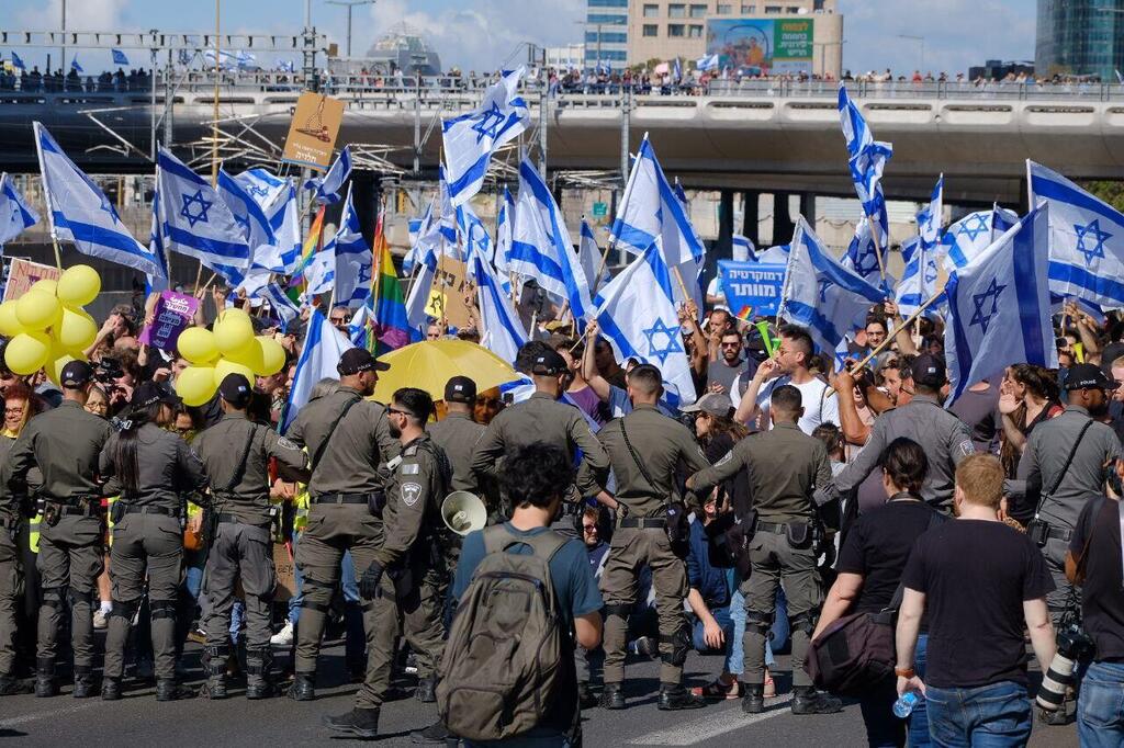 שוטרים עימותים מפגינים הפגנה איילון צפון תל אביב