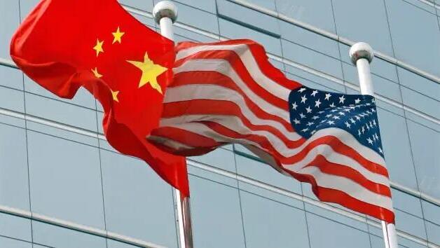 דגלי ארה"ב ו סין