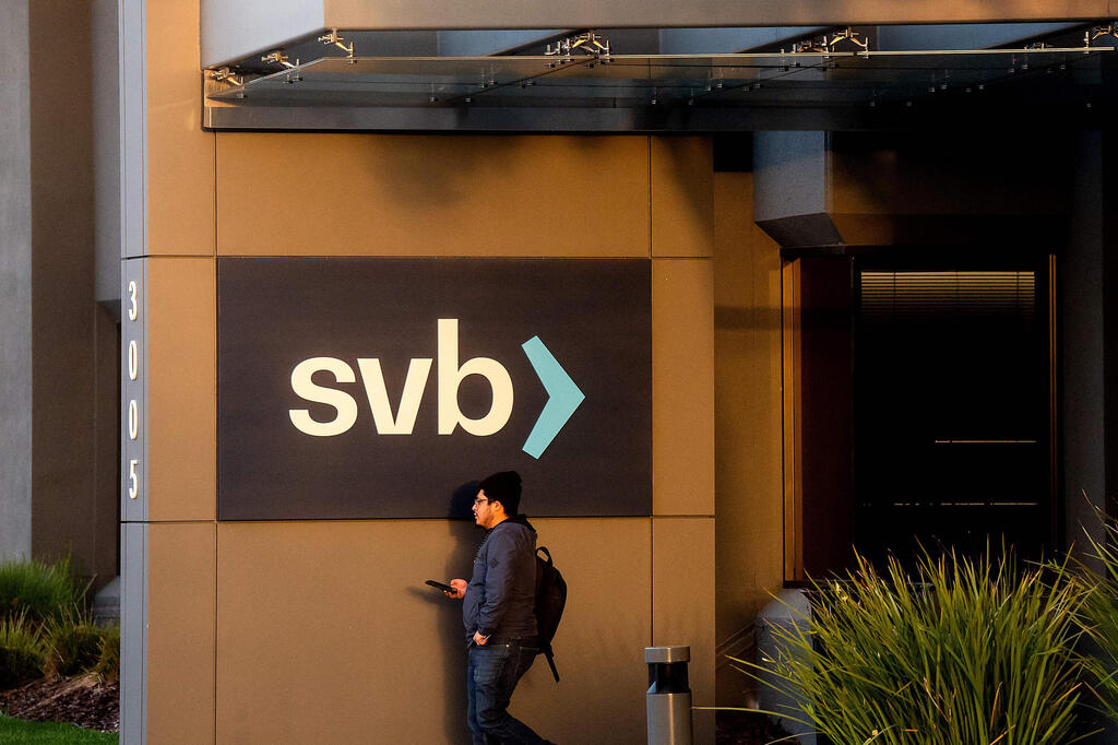 מטה SVB סיליקון ואלי בנק קליפורניה