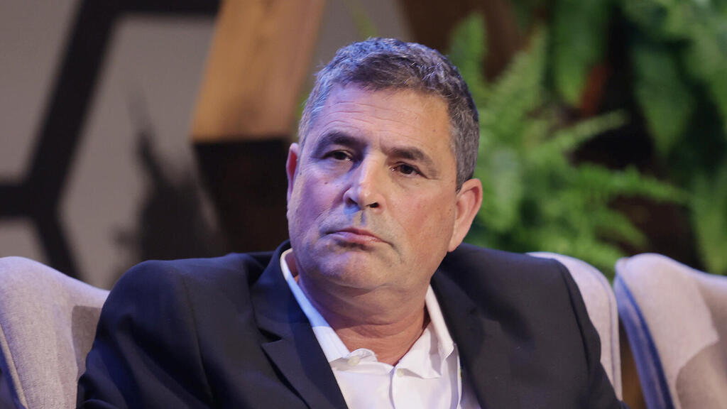 הוועידה הלאומית לאנרגיה 2023 - פאנל האנרגיה כקטר להובלת תחבורה תשתיות ומקורות אנרגיה עתידיים אסף אלמגור מנכ"ל קבוצת בז"ן
