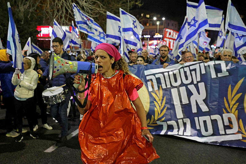הפגנה בחיפה מחאה הפיכה משטרית 18.3