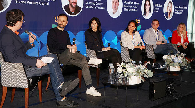 CTech’s James Spiro moderating a panel featuring Isabelle Amiel Azoulai,  Nowi Kallen,  Jonathan Tudor, Irit Kahan, and Sivan Shamri Dahan