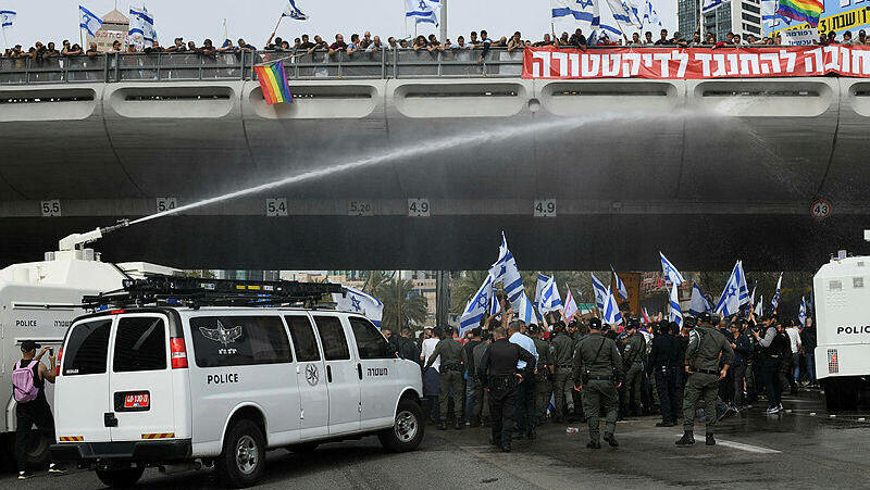 לקראת התנגשות? &quot;המשטרה צריכה לציית לבית המשפט ולא לשר לביטחון לאומי&quot; 