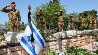 יום הזיכרון בית עלמין צבאי 2023