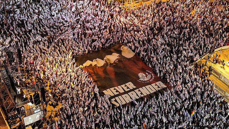 הפגנה מחאה נגד ההפיכה המשטרית בקפלן 29.4