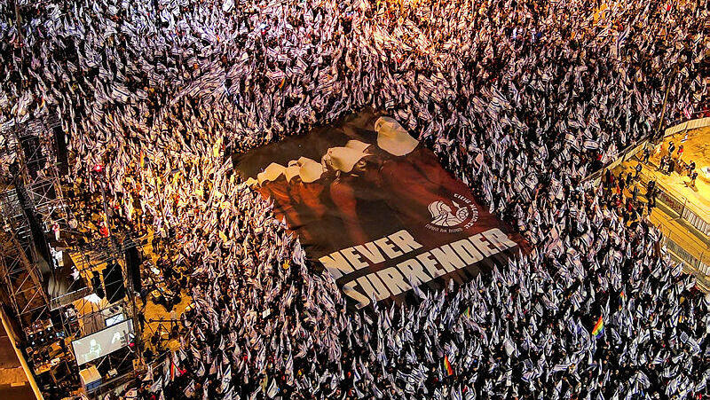 הפגנה מחאה נגד ההפיכה המשטרית בקפלן 29.4