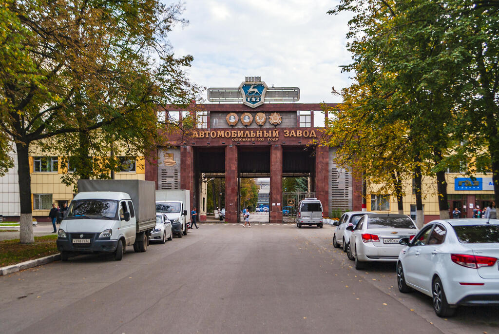 הכניסה למפעל של יצרנית הרכב הרוסית גא"ז 