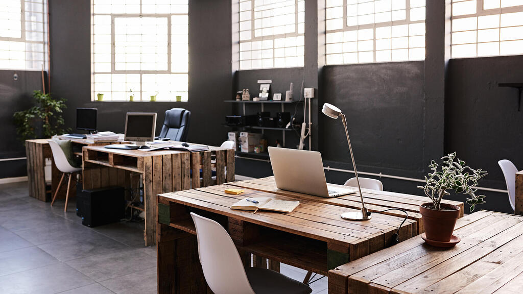 Demand for software developers drops by 60% in 15 months