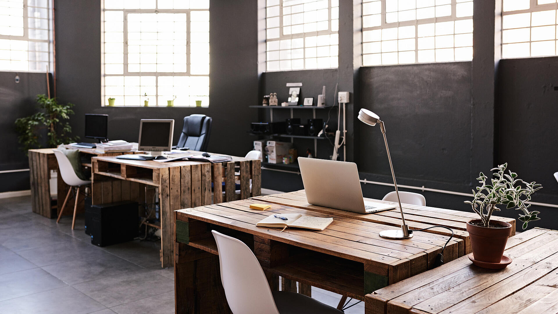 משרד ריק הייטק עובדים נעלמים גוסטינג