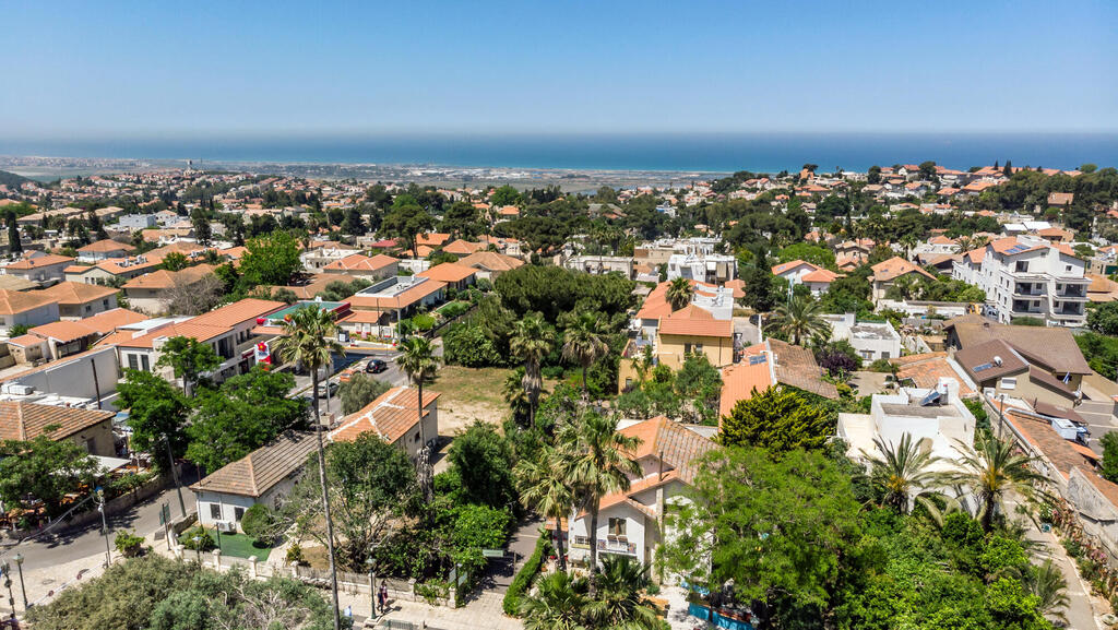 בתים בישוב זכרון יעקב