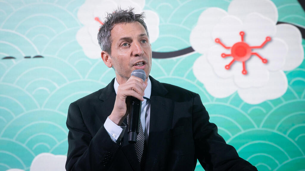 ועידת טוקיו 2023 קוקטייל אורי לוין מנכ"ל קבוצת דיסקונט