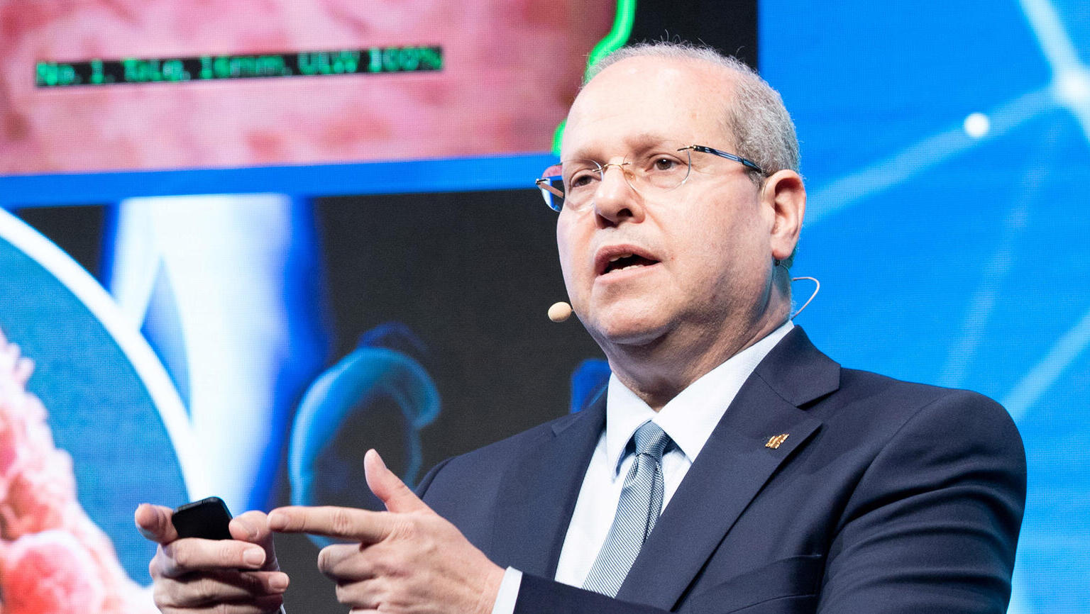 ועידת טוקיו 2023 דר איתן וירטהיים מנהל בתי החולים בילינסון והשרון