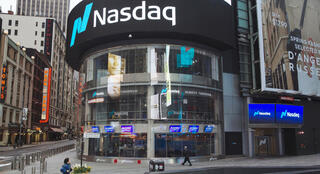 הבורסה לניירות ערך ב ניו יורק נאסד"ק