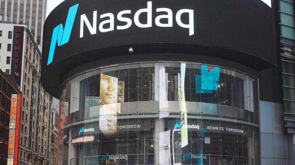 בורסת נאסד"ק (צילום: בלומברג) הבורסה לניירות ערך ב ניו יורק נאסד"ק