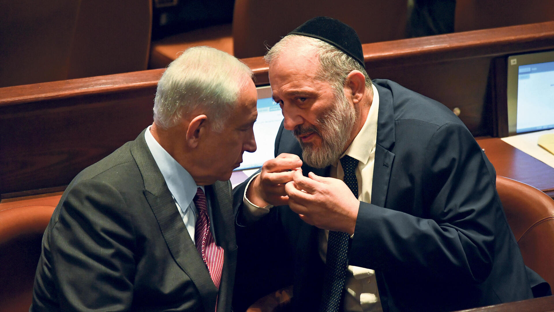 יו"ר ש"ס אריה דרעי וראש הממשלה בנימין נתניהו