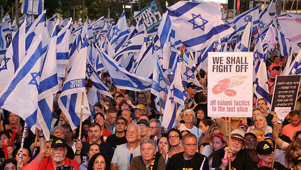 המחאה בקפלן בת"א, הערב