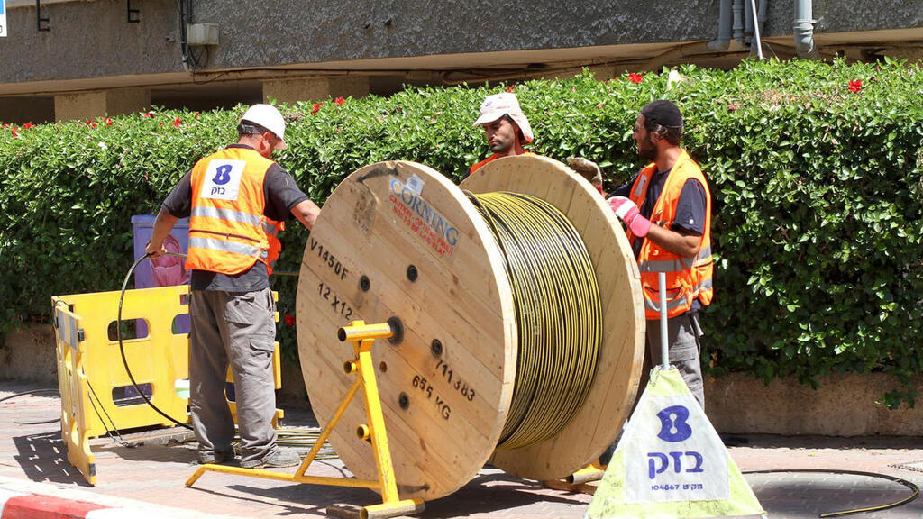 פריסת סיבים אופטיים
