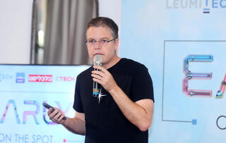 ערן שיר מייסד ומנכל NEXAR כנס כלכליסט TECH ON STAGE