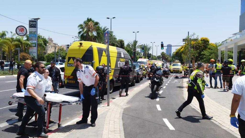 פיגוע דריסה ב רמת החייל בתל אביב מד"א