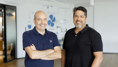 Hossted Founders Elroi Marom and Lior Kesos 