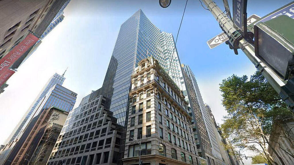 מגדל HSBC מנהטן ניו יורק נכסים ובניין