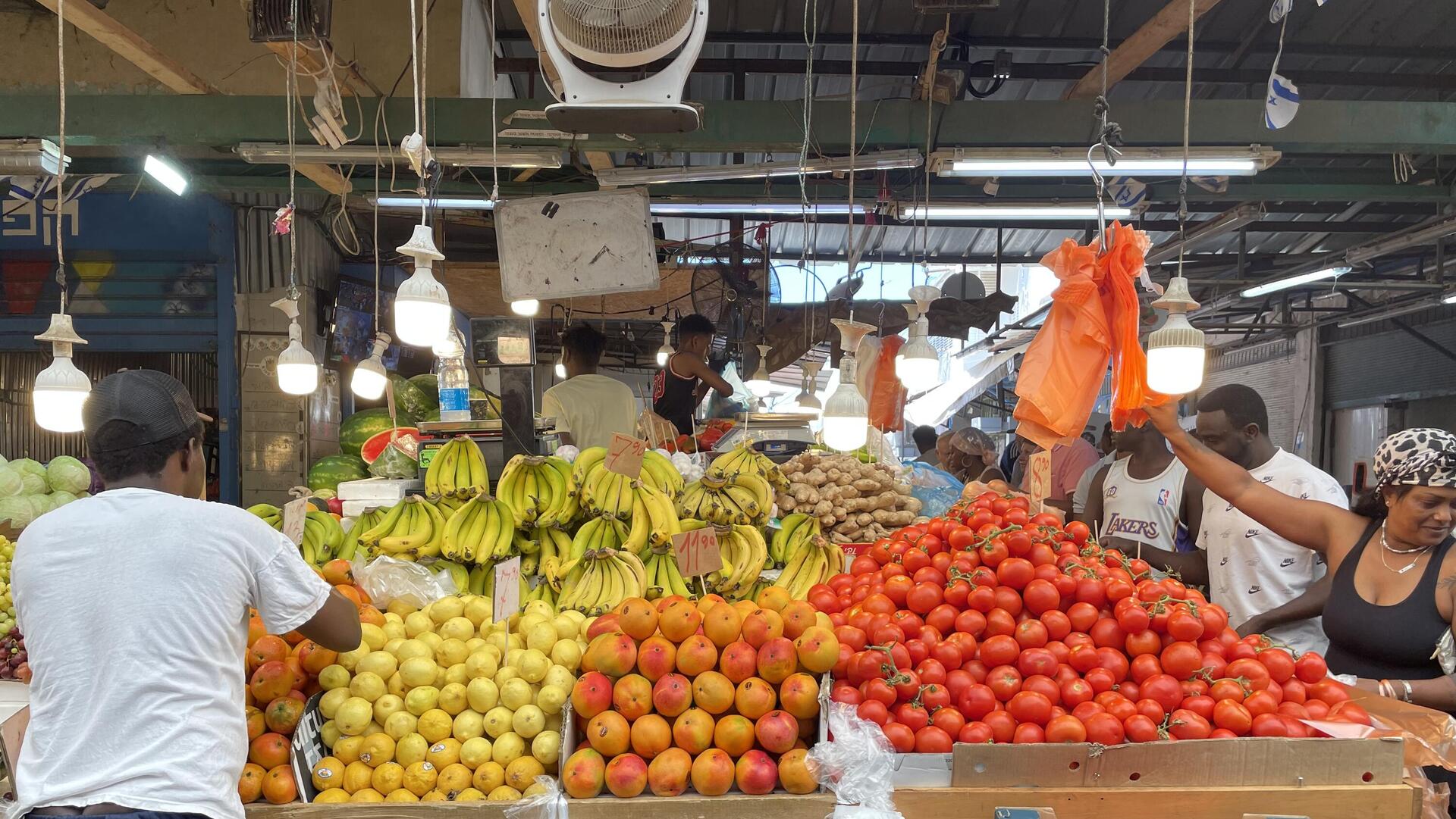 שוק התקווה שכונת התקווה פירות ירקות התייקרויות מדד המחירים 2
