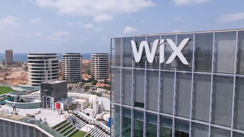 חברת WIX מציעה לקנות מבעלי המניות את החזקותיהם, בפרמיה של עד 10%