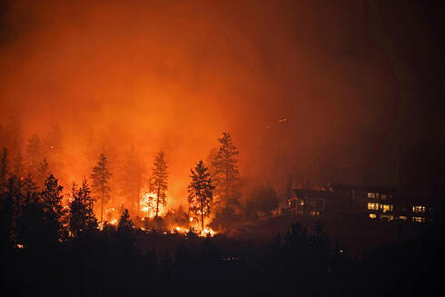 שריפה בקנדה, צילום: REUTERS/Chris Helgren