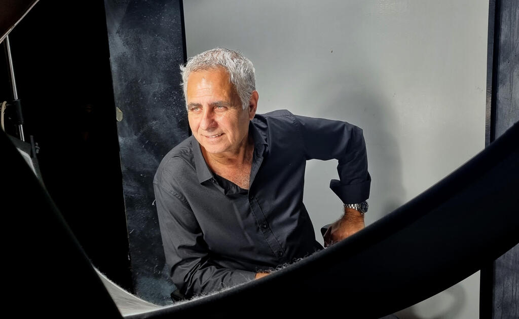 רמי שביט, מבעלי המשביר לצרכן, חבר בנציגות של יונייטד שרונה. הבורר, שהחלטתו בוטלה בידי ביהמ"ש, שיבח את פועלה של הנציגות
(צילום: דיאנה בחור ניר) רמי שביט קבוצת המשביר מוסף