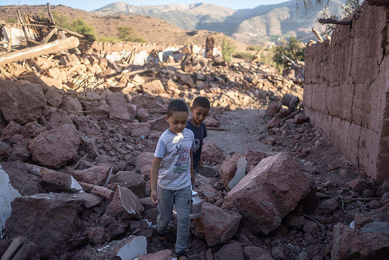 רעידת אדמה ב מרוקו כפר ליד מרקש