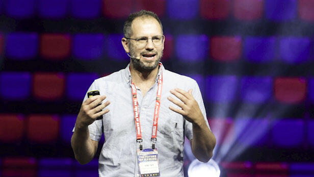 כנס הגיימינג של ישראל  דורי אדר מנכ"ל ביהס לעיצוב משחקים Hands on Games וידאו