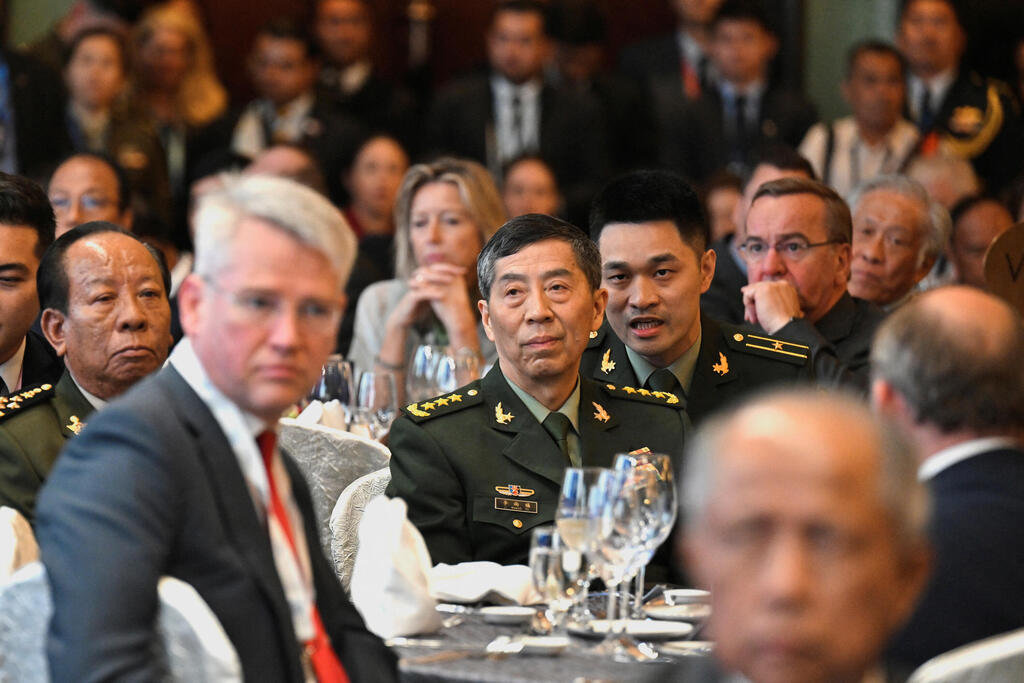 שר ההגנה הסיני לי שנגפו בוועידה בסינגפור, בחודש יוני האחרון