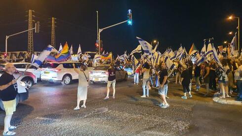 ההפגנה בצומת כרכור, צילום: פאול אורלייב