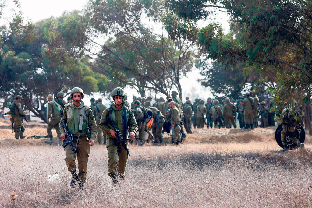 מלחמה עזה כוחות צה"ל בסמוך לגבול עם הרצועה