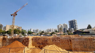 פרויקט פינוי בינוי ב קרית אונו קריית אונו שנעצר לאחר בגלל חפירה על תחנת מטרו עתידית