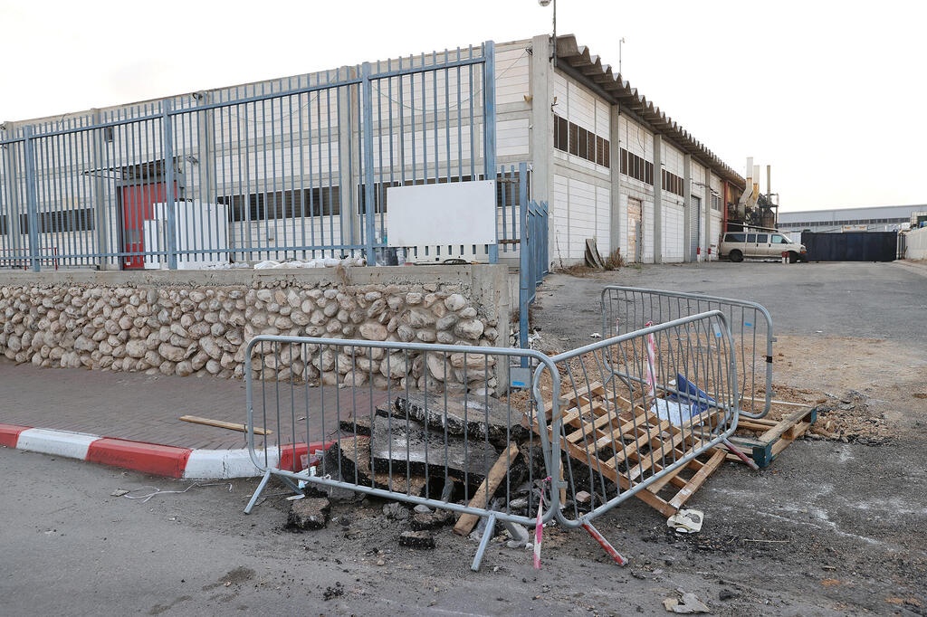 מלחמת עזה מפעל סגור ב שדרות , עשרות מפעלים בעוטף עזה נפגעו 11.10.23