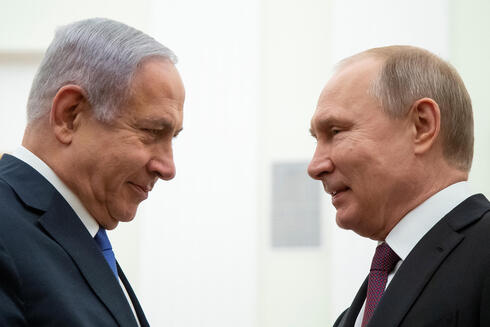 Vladimir Putin (right) and Benjamin Netanyahu. 