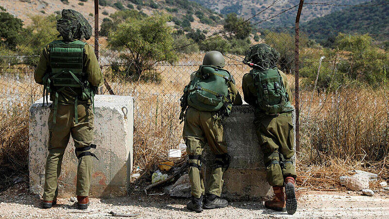חיילים צה"ל ב גבול הצפון לבנון