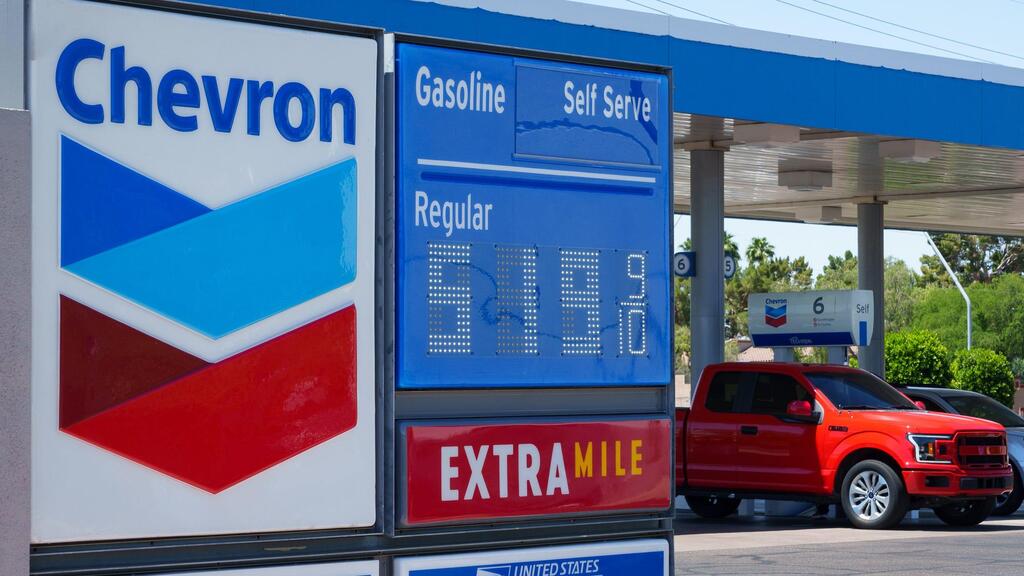 תחנת דלק של שברון (צילום: Megan Mendoza/ USA TODAY NETWORK) תחנת דלק של חברת אנרגיה שברון Chevron