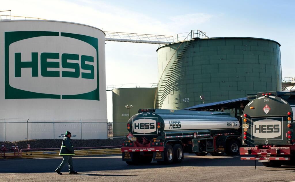 מיכלי דלק של חברת האנרגיה הס Hess נפט