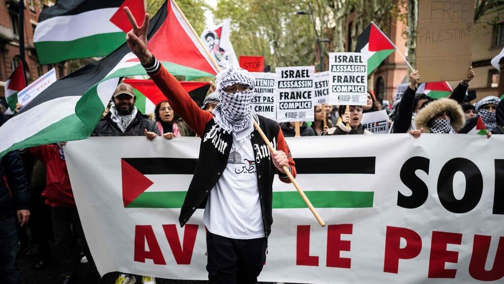 הנציבות האירופית: &quot;חובה לפעול נגד האנטישמיות, &#39;לעולם לא עוד&#39; זה עכשיו&quot;