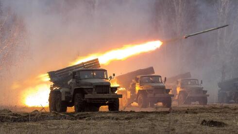 ירי רקטות גראד ממשגר רוסי נייד, צילום:  mil.ru