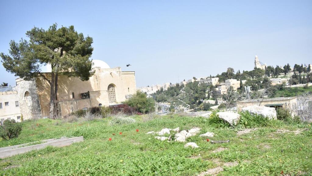 עיריית ירושלים רוצה להקים מלון בגבעת התנ&quot;ך; &quot;הרס המורשת לטובת רווח כלכלי&quot;