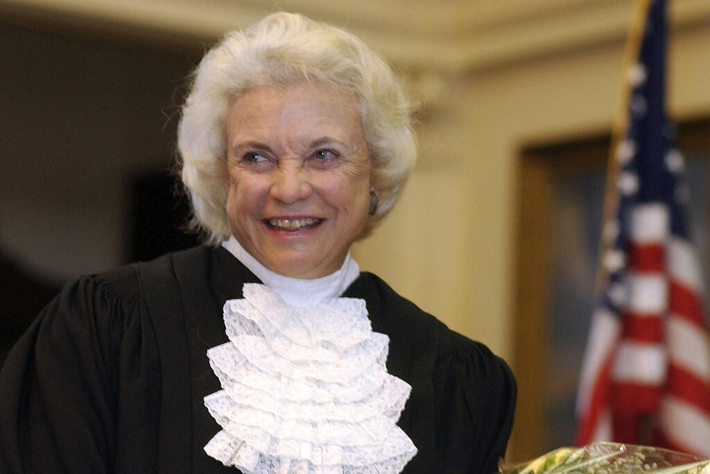 סנדרה דיי או'קונור האישה הראשונה שכיהנה כשופטת בבית המשפט העליון בארה"ב הלכה לעולמה בגיל 93