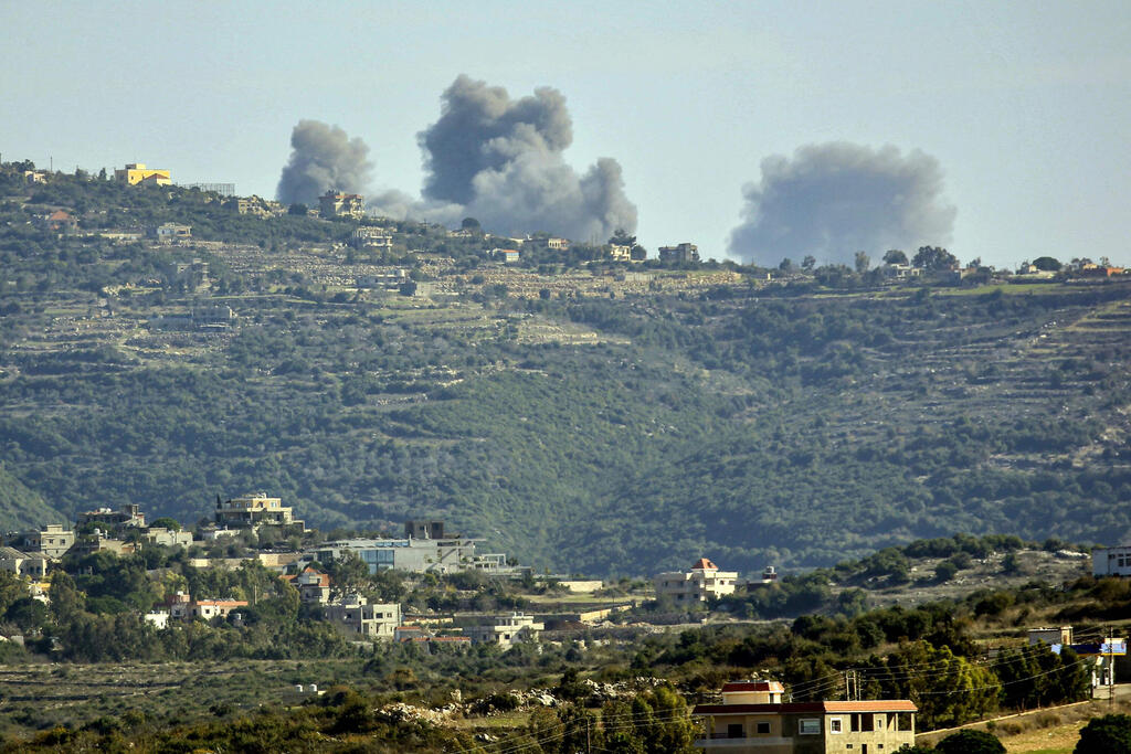 מלחמת עזה עשן מ תקיפת צה"ל ב לבנון 4.12.23