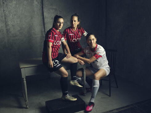 קפטניות מקבוצות הכדורגל של ליגת העל הישראלית לנשים, צילום: טל גבעוני