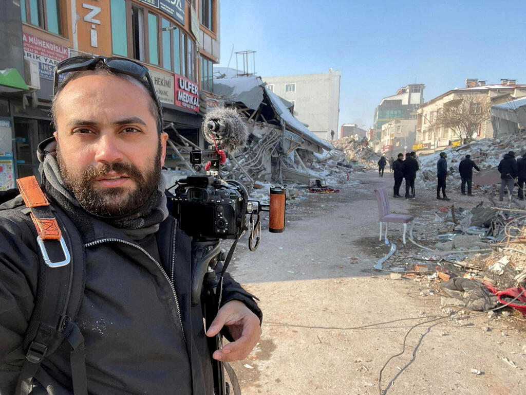 עיתונאי רויטרס שנהרג ב גבול לבנון עיסאם עבדאללה