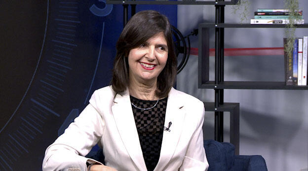 Prof. Dafna Kariv 