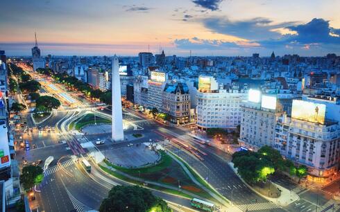האובליסק בבואנוס איירס, ארגנטינה, צילום:  MICHELE FALZONE/GETTY IMAGES
