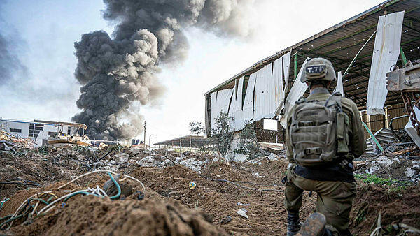 חייל צה"ל בעזה , צילום: AFP
